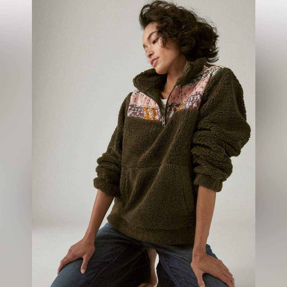 NWT Lucky Brand Quilted Patchworks long sleeve, half zip Fleece Pullover